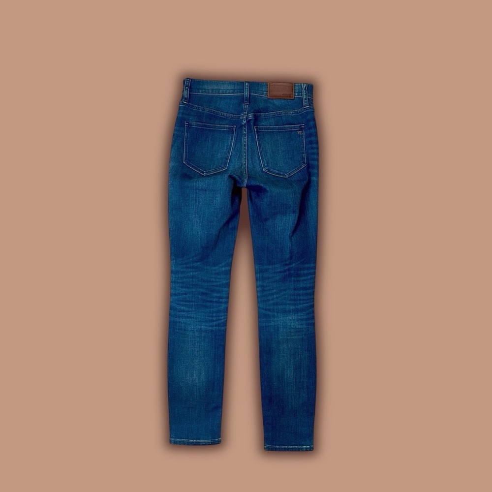 Madewell ‘9” High Rise Skinny Crop Jean Patch Pocket Edition’ in “Beltran” Wash - Picture 10 of 15